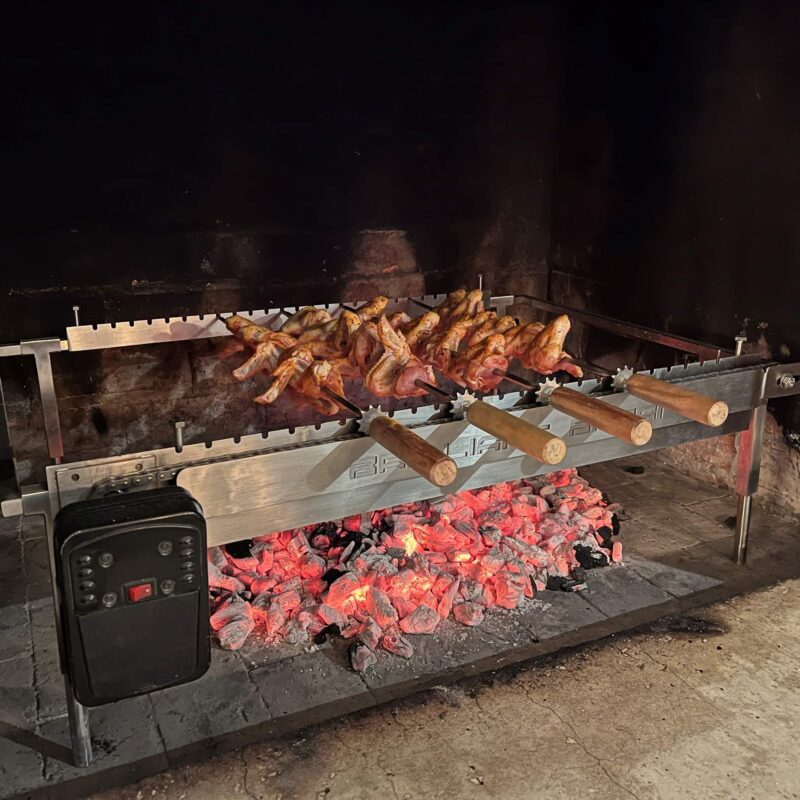 Rotisserie with 4 skewers
